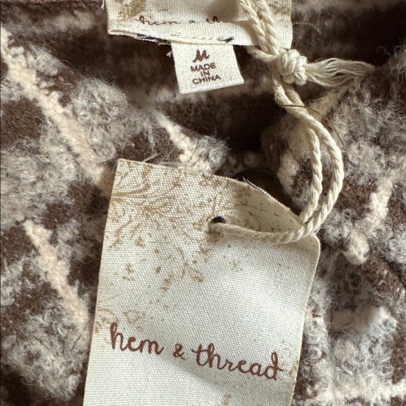 NWT Hem & Thread Cream and Brown Teddy Jacket Size Medium - Picture 11 of 12